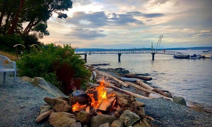 North Oyster Condo | Oceanfront Seaside Vacay with stunning views at Inn of the Sea,Pool/Hot Tub/Dock
