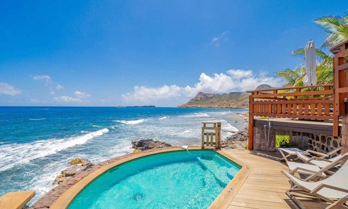 Toiny Villa | Oceanfront Serenity with Jacuzzi and Heated Swimming Pool