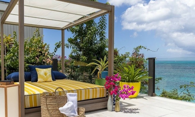 Fryes Beach Hotel | Oceanfront Villa with Kitchen and Dining Area Ideal for Your Quiet Getaway