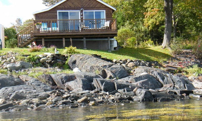 Owls Head Cottage | Oceanfront with Spectacular Views of Penobscot Bay