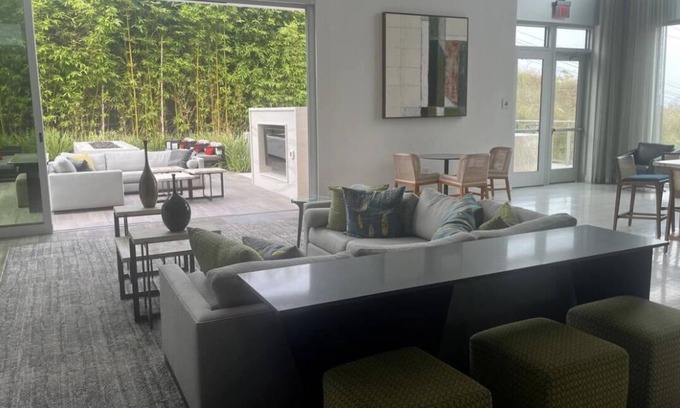 Westchester Apartment | Oceanside Loft