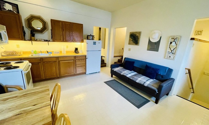 Ketchikan Apartment | Oceanview Apartment