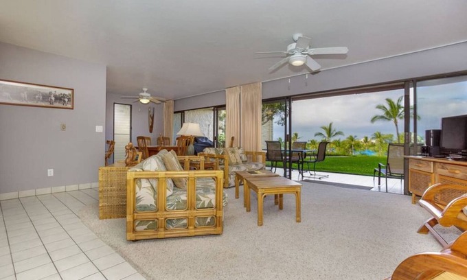 Keauhou Apartment | Oceanview Retreat at Keauhou Punahele | Peaceful Island Getaway