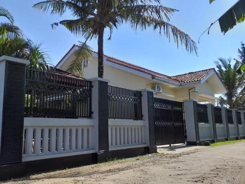 Cilacap House | Oemah Sadewa Homestay