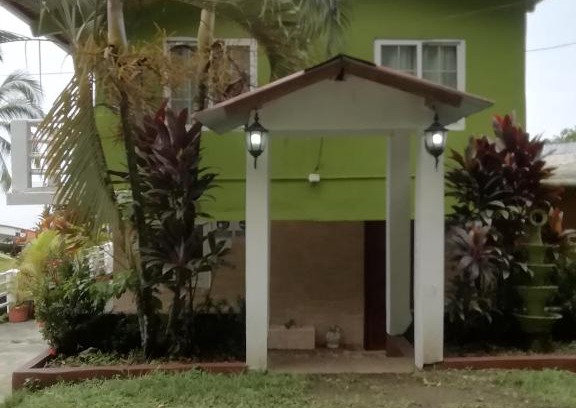 Buenaventura House | Ofiuras Hostal