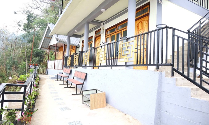 Rishop Resort | Okhli Homestay