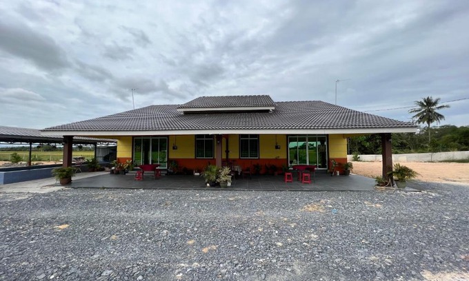 Kampung Kandis House | OLAH HOMESTAY