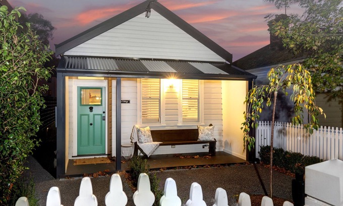 Bowral Cottage | Old Bowral History in the heart of town xx