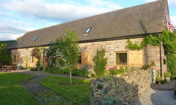Talgarth Bed & Breakfast | Old Radnor Barn