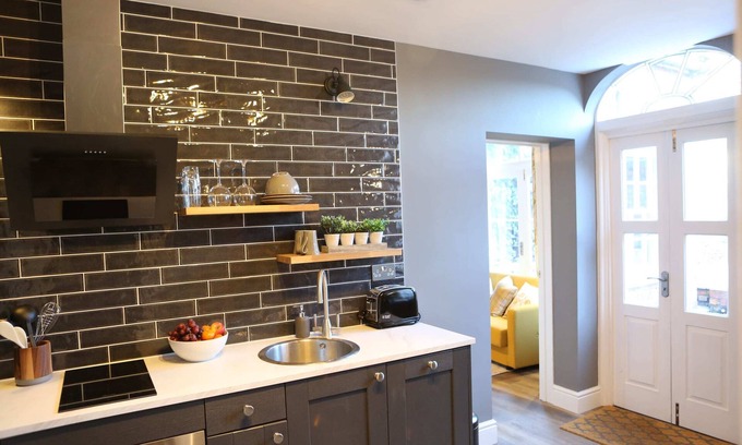 Fernhill Heath Apartment | Old Rectifying House Superior Apartment
