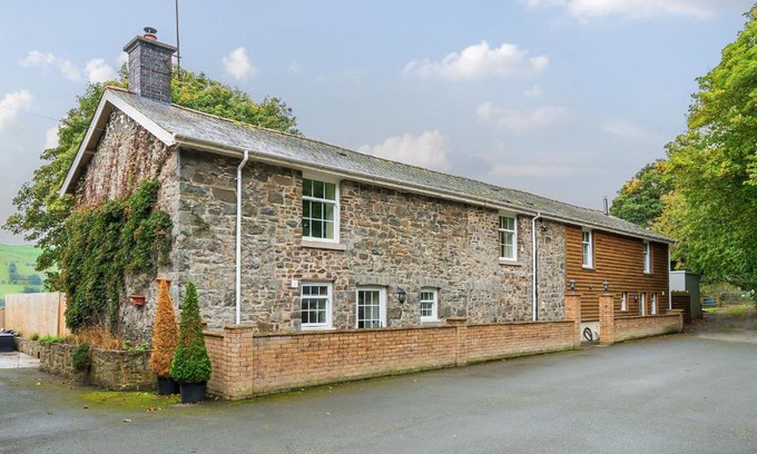 Newtown House | Old Rectory Cottages