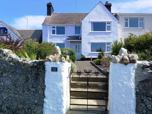 Cemaes Bay House | Old School House