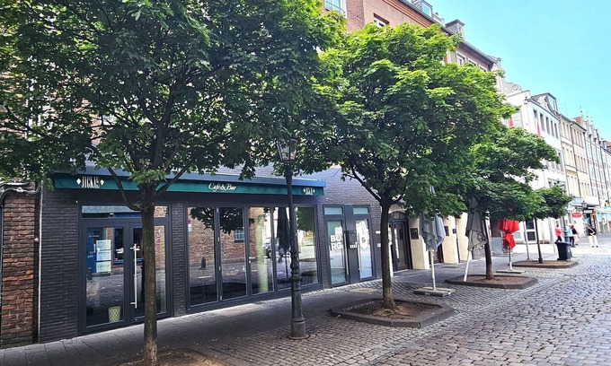 Dusseldorf Old Town Apartment | Old Town Apartments