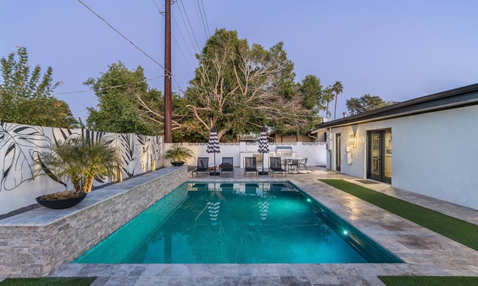 Park Scottsdale One House | Old Town Gem by Porter | Dog-Friendly Home w/Heated Pool and Arcade Games