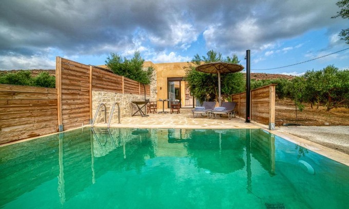 Kalamaki House | Olive Luxury Suites - ADULTS ONLY