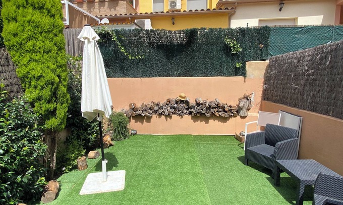 Breda House | Olive's Montseny House Breda