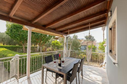 Eva House | Olivilla Garden Retreat - A Peaceful Escape