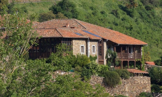 Basieda Apartment | Olmares Apartment Picos de Europa - Chill out with spectacular views (Balcony)