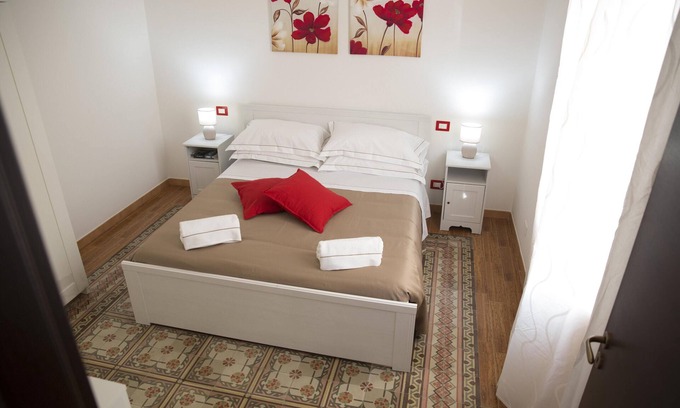 Trapani City Centre Apartment | Oltremare Trapani apartments is located near the port and the historic center.