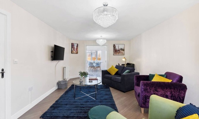 Hinckley House | Olympic House - Spacious house for a weekend with friends