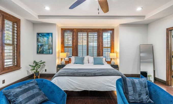 Olympus Cove House | Olympus Luxury-Prime Location- HotTub+Theater+More
