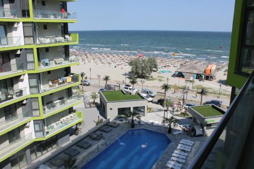 Mamaia-Sat Apartment | On Beach-Mamaia Residence