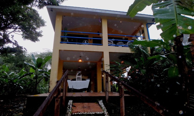 Sierpe House | On SIERPE RIVER - VILLA TRANQUILLO.2 beds, 2 baths, fully equipped, incl. A/C