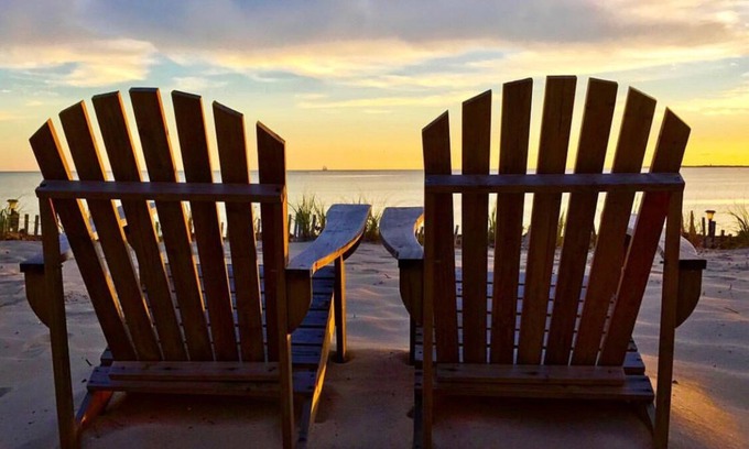 North Truro Cottage | On The Beach! Relax and Unwind at your Private Waterfront Beach Bungalow