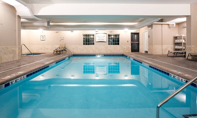 Great Falls Condo | On the Missouri River. Indoor Pool & Hot Tub. Free Breakfast. Great for Groups!