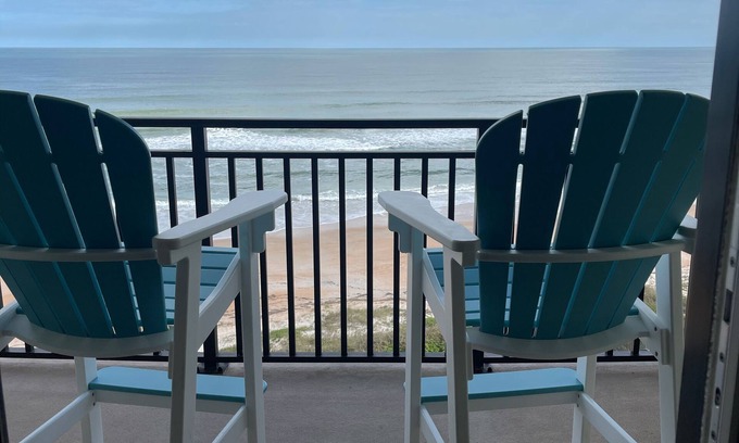 Ormond Beach Condo | ON THE OCEAN NO STREET TO CROSS !