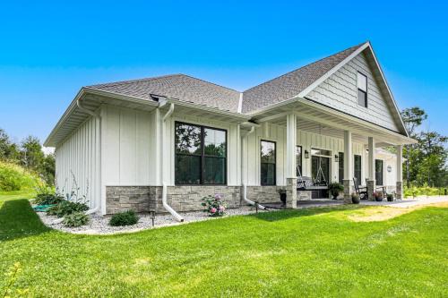 Onamia House | Onamia Vacation Rental about 1 Mi to Mille Lacs Lake!
