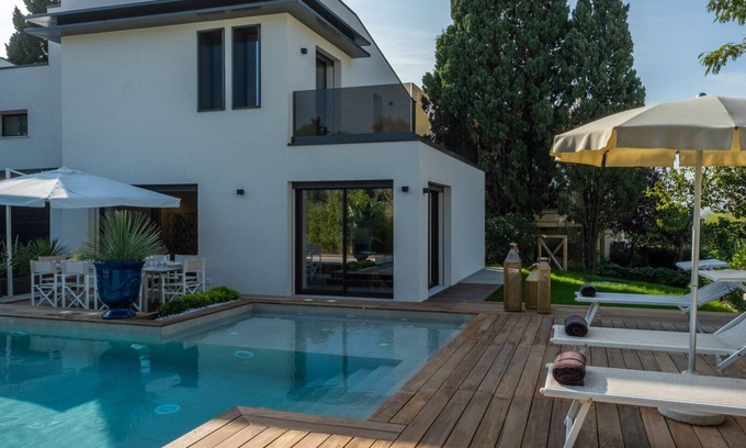 Misano Adriatico Villa | Onda 8, Emma Villas - Four Bedroom Villa, Sleeps 8