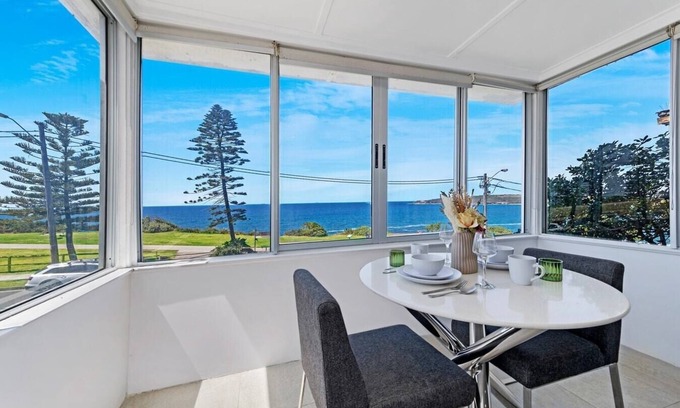 Maroubra Apartment | One bedroom Apartment at Maroubra Beach