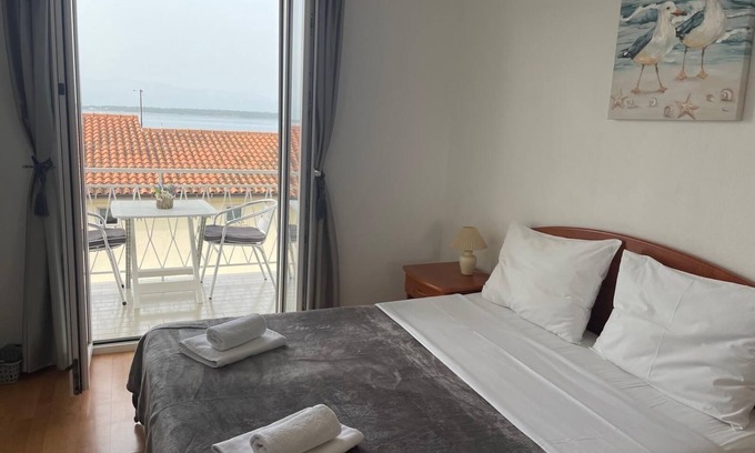 Blato Apartment | One bedroom apartment with balcony and sea view Živogošće - Blato, Makarska (A-22253-a)