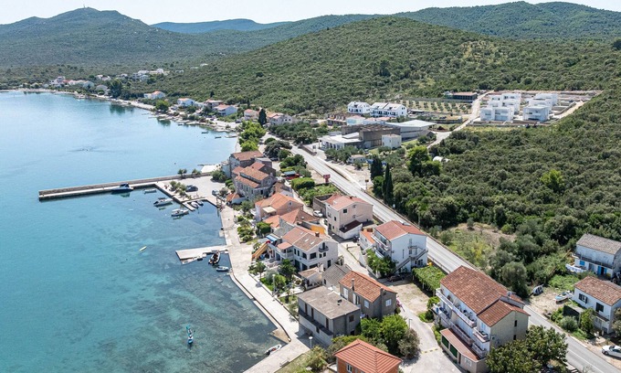Drace Apartment | One bedroom apartment with balcony and sea view Drače, Pelješac (A-14019-c)