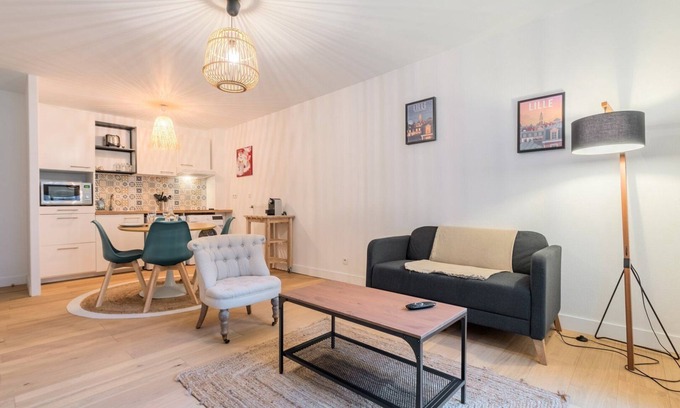 Wasquehal Apartment | One bedroom apartment with terrace