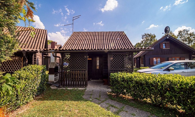 Terme Catez House | One Bedroom Holiday Home in Terme Čatež Village