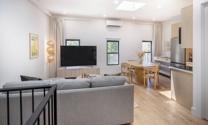 Williamsburg Hotel | One-Bedroom Penthouse Apartment in PRIME Williamsburg!
