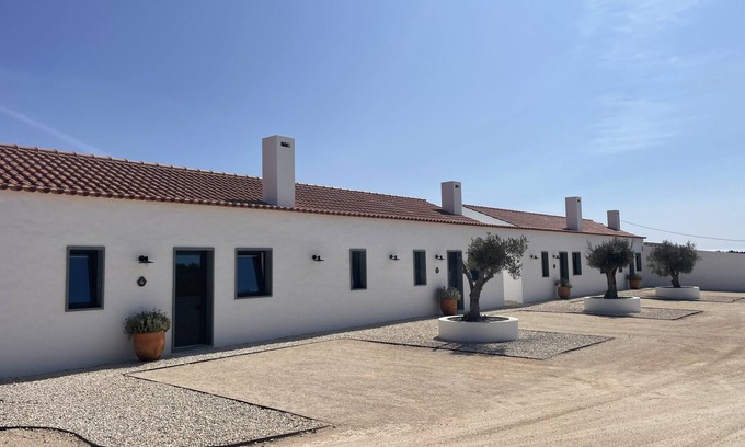Sao Teotonio Apartment | One Bedroom Apartment