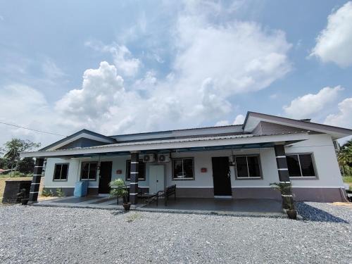 Pauh House | One Lot - Lodging One