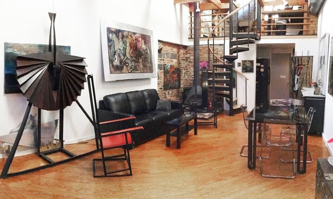 Fairmount Ski Chalet | One-Of-A-Kind Artist's Chalet in Fairmount
