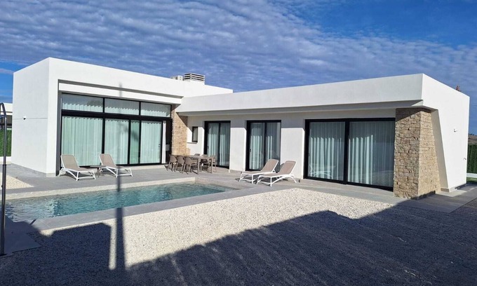 Calasparra House | Ontspanningen ten Midden van de Natuur in Alle Luxe