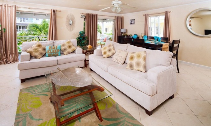 Hastings Apartment | Oppposite Beach with Pool - Margate #4 (2 bed)