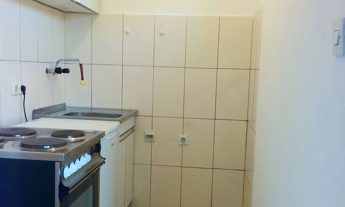 Niksic House | Orange apartments, city center