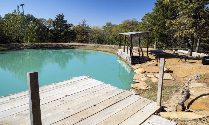 Whitesboro Cabin | Orange Door Cabin 2 - Swim and Fish!