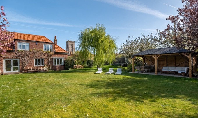 Wells-next-the-Sea Cottage | Orchard Cottage, Wells-next-the-Sea, Norfolk