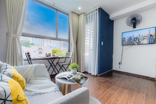 Phu Nhuan Apartment | Orchard Garden -Near TSN Airport 5 minutes -Nice