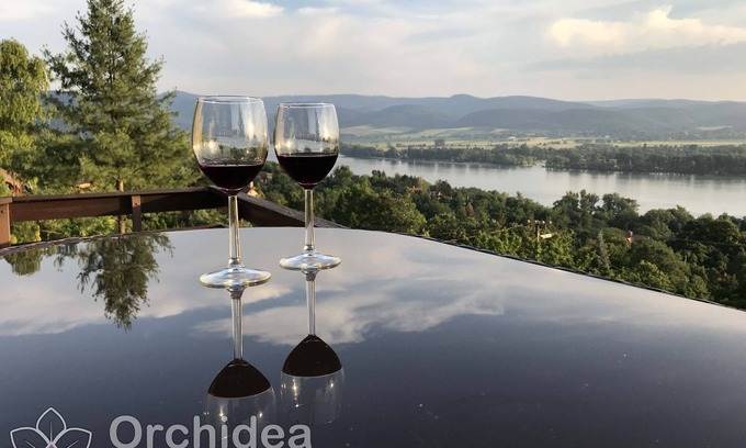 Zebegeny House | Orchidea Vendégház - Enjoy the best view to the Danube!