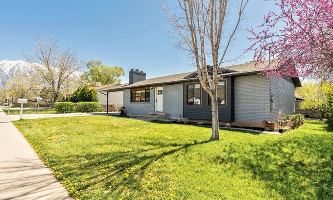 Orem House | Orem Bliss | Central | Patio | Massage*