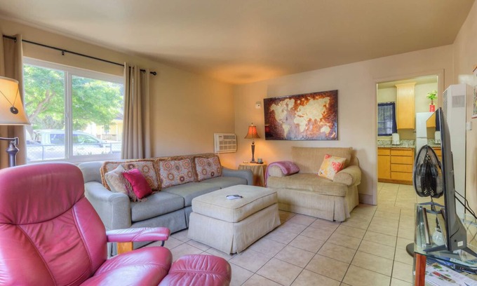 Oroville House | Orient Oasis Theme Unit